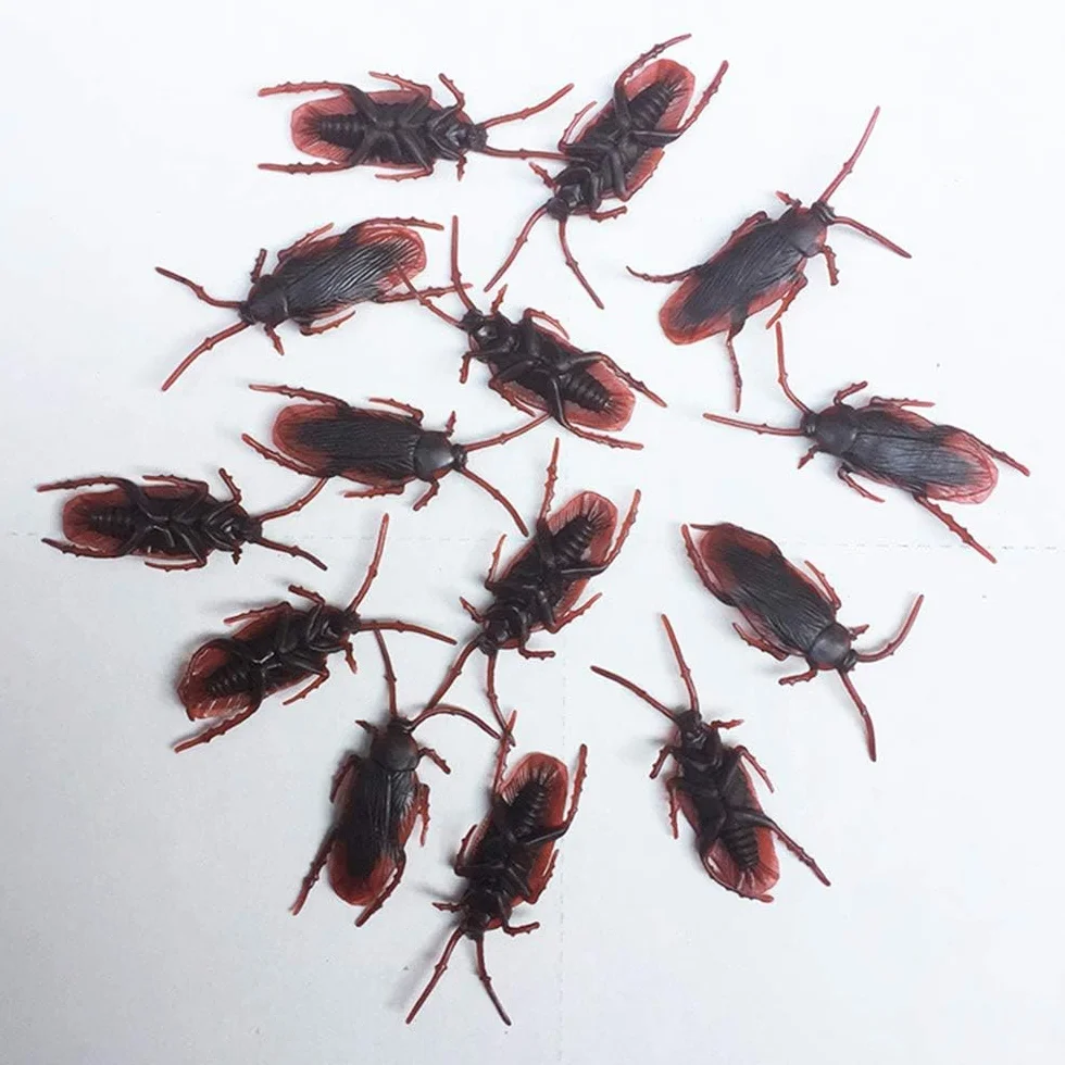 40 sztuk fałszywych karaluchów zabawka, fałszywe plastikowe karaluchy, realistyczne sztuczne karaluchy, na Prima Aprilis i Halloween