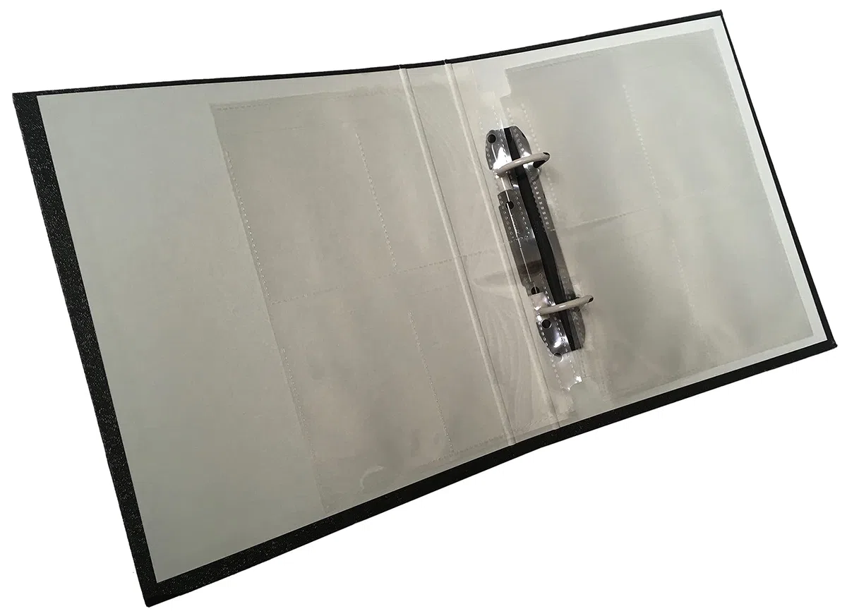 Collection Card Binder (Four Pockets)